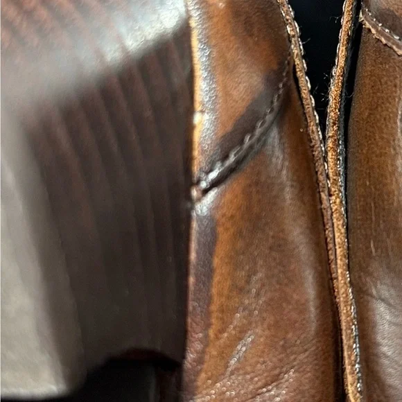 Born Brown Size 8 Leather Ankle Boots - Picture 10 of 14